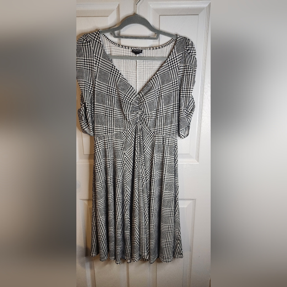 Torrid Black And White Houndstooth Dress